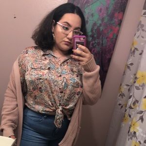 Meet your Posher, Alejandra